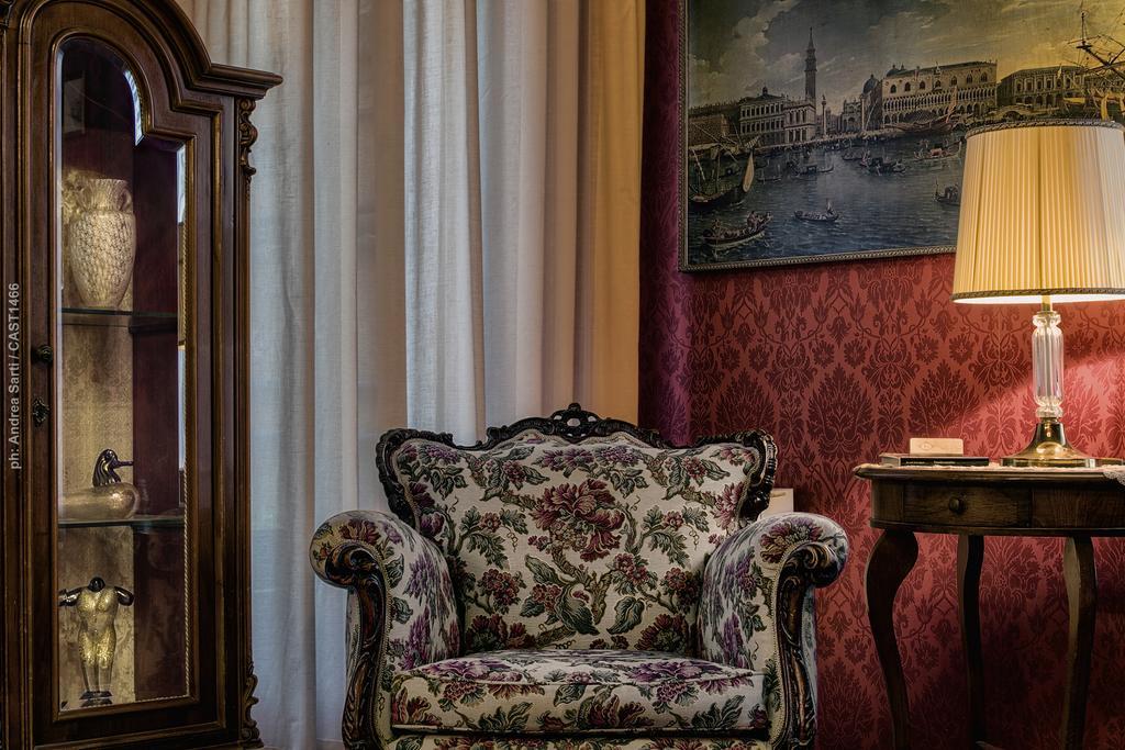 Hotel Galleria Венеція Екстер'єр фото