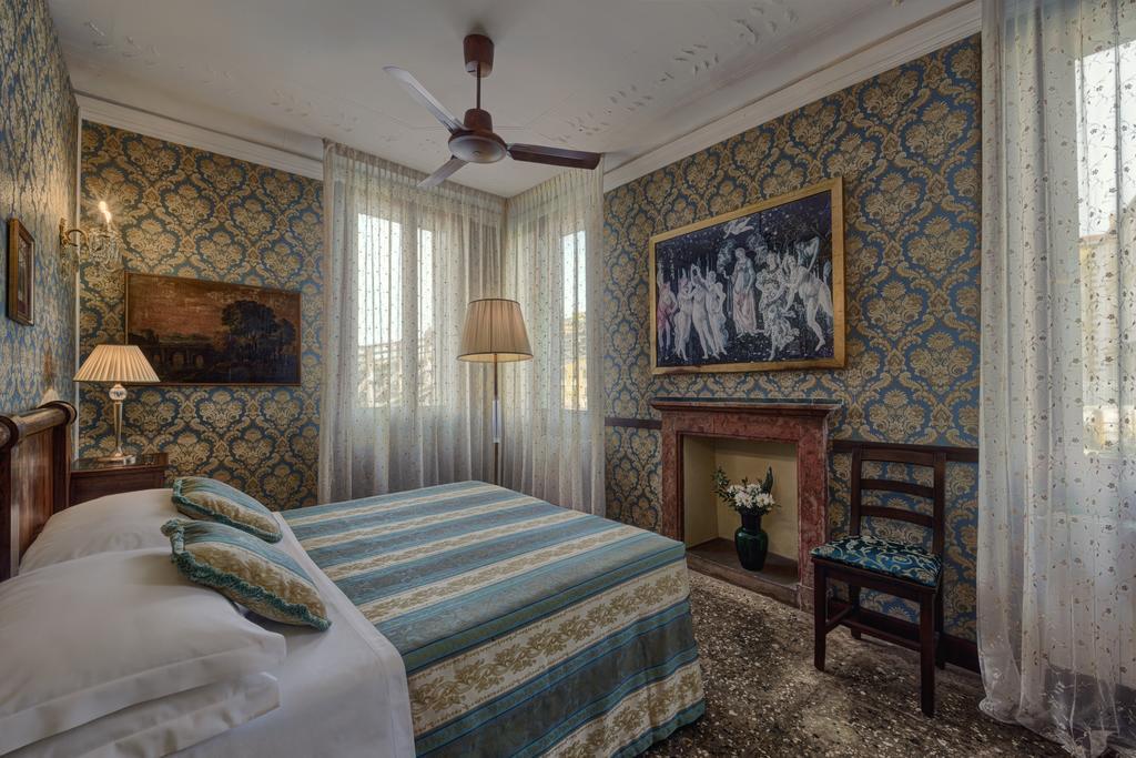 Hotel Galleria Венеція Екстер'єр фото